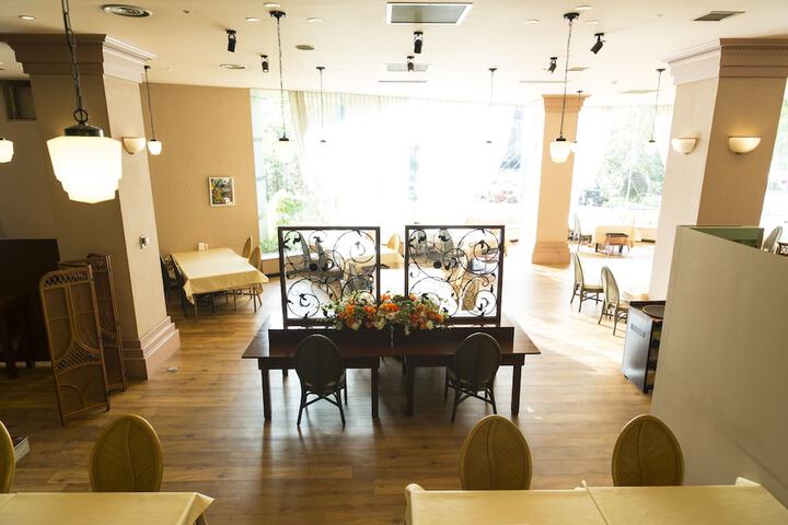 Dining 170 of 240