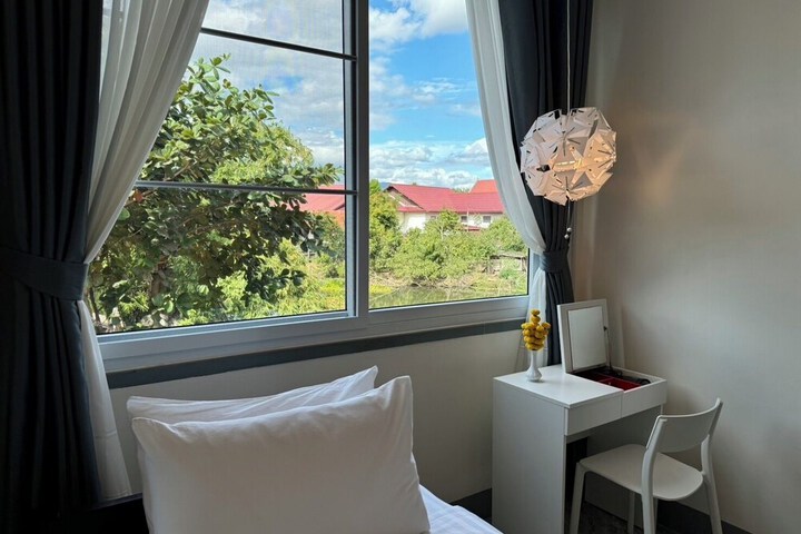 Room 128 of 272