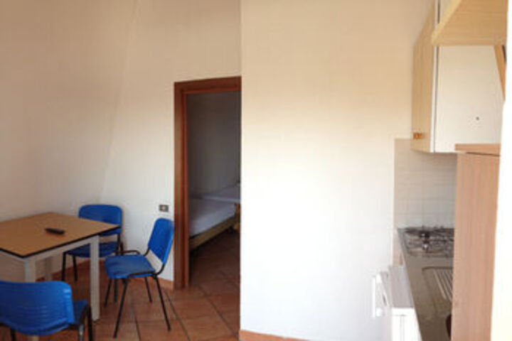 Room 13 of 20