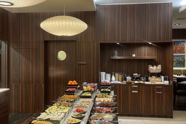 Breakfast buffet