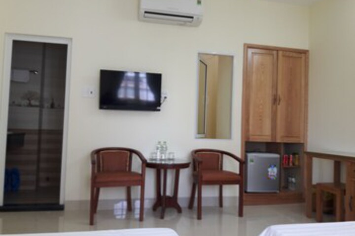 Room 15 of 16