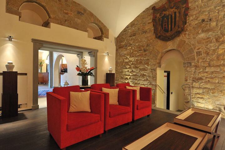 Hotel Lobby