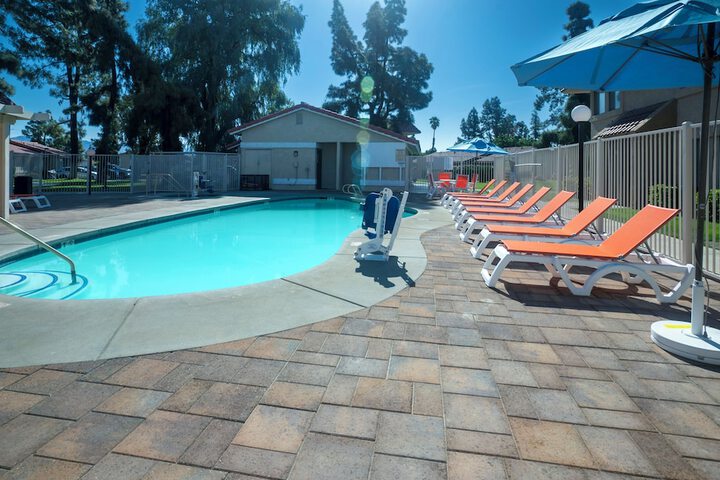 Hotel Pool