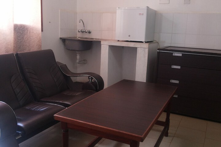 Room 28 of 81