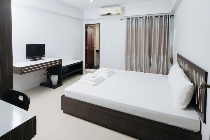 Room 31 of 50