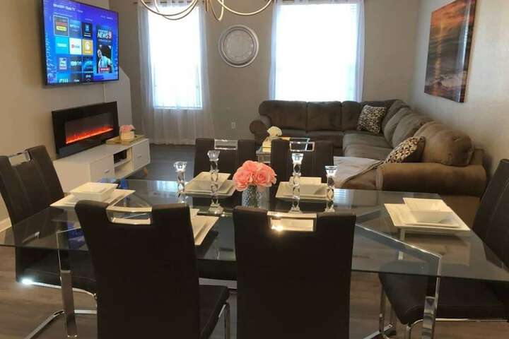 Room 32 of 71