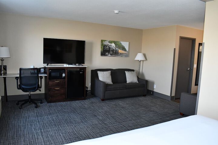 Room 10 of 42