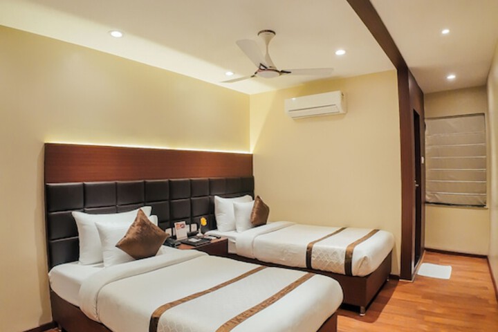 Room 53 of 161