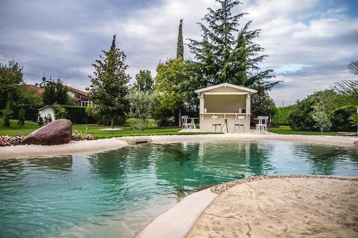 Hotel with Pool