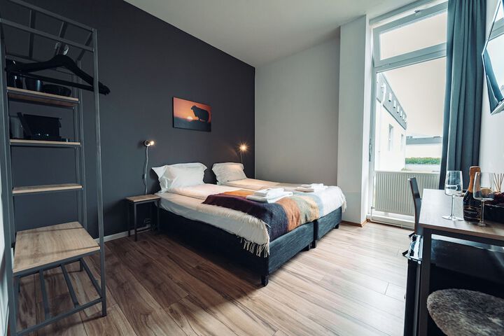 Room 36 of 123
