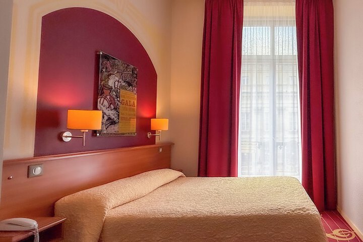 Room 6 of 29