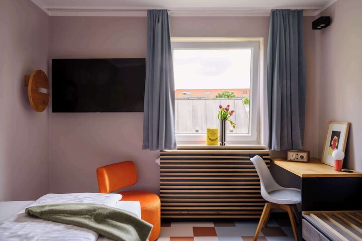 Room 20 of 84