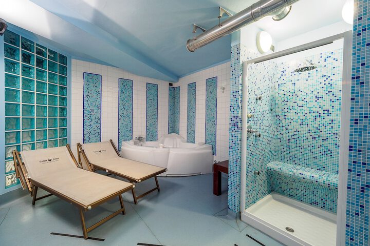 Room 31 of 51
