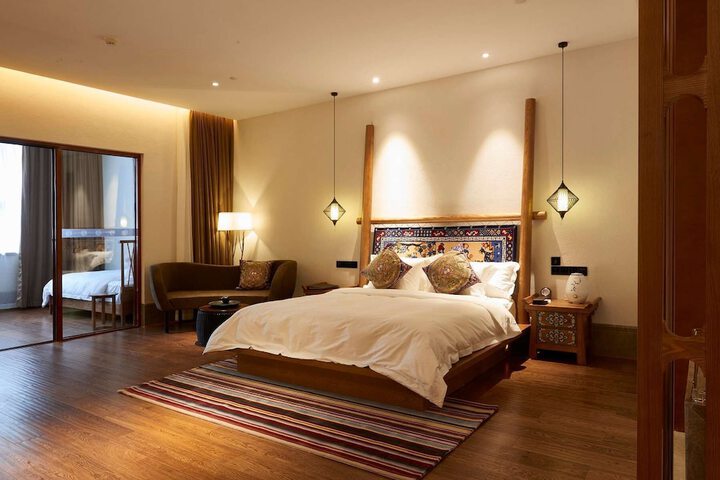 Room 8 of 22