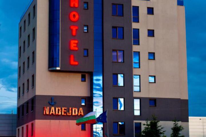 Nadejda Hotel