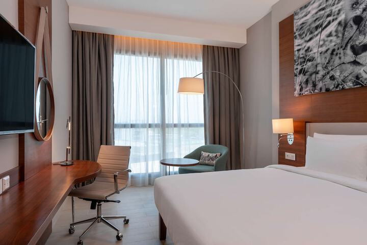 Room 10 of 108