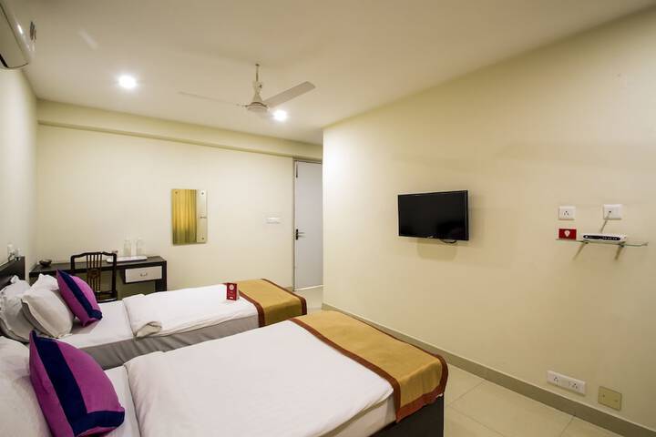 Room 14 of 21