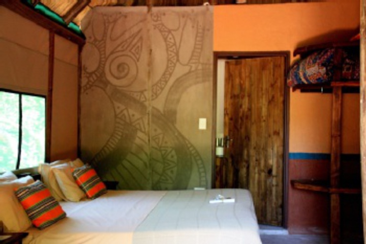 Room 202 of 792
