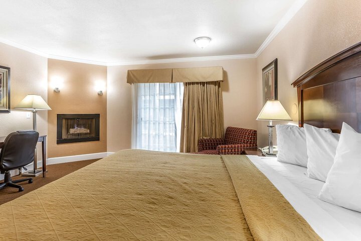 Room 29 of 45