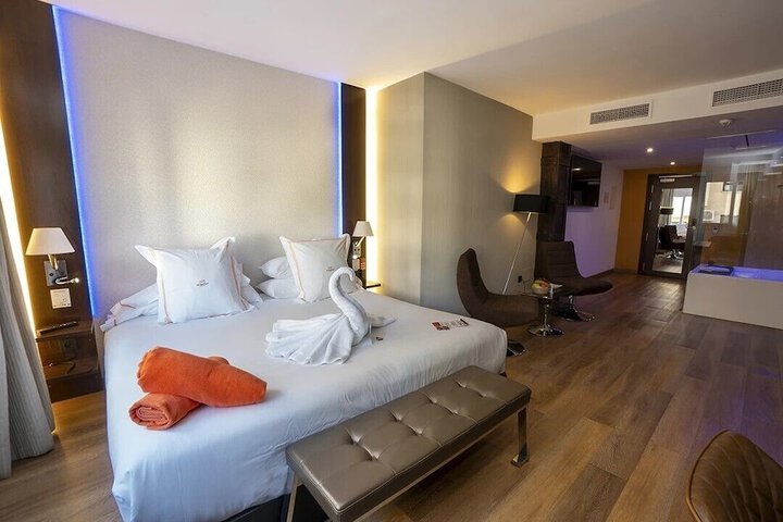 Room 12 of 57