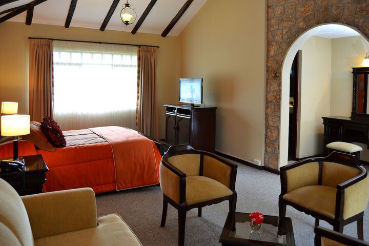 Room 5 of 49