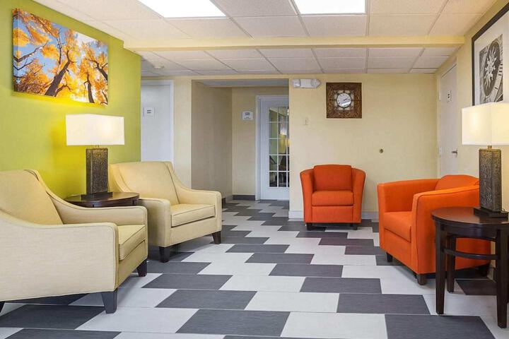 Guest Lobby