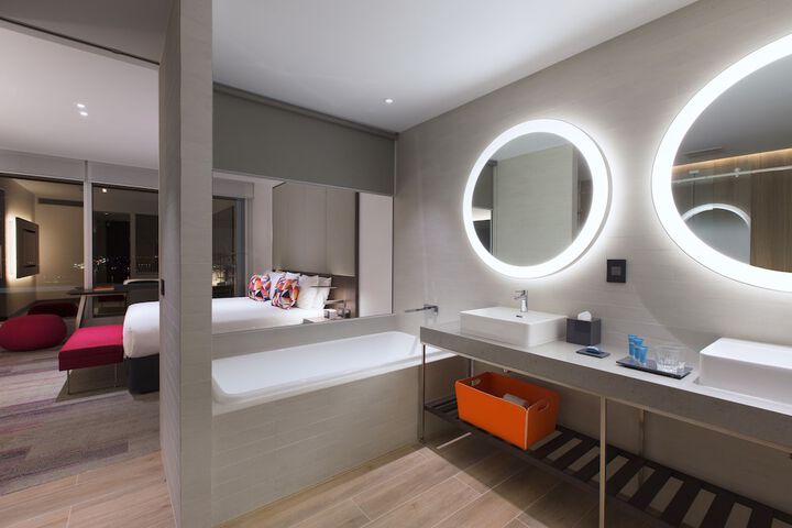 Room 46 of 115