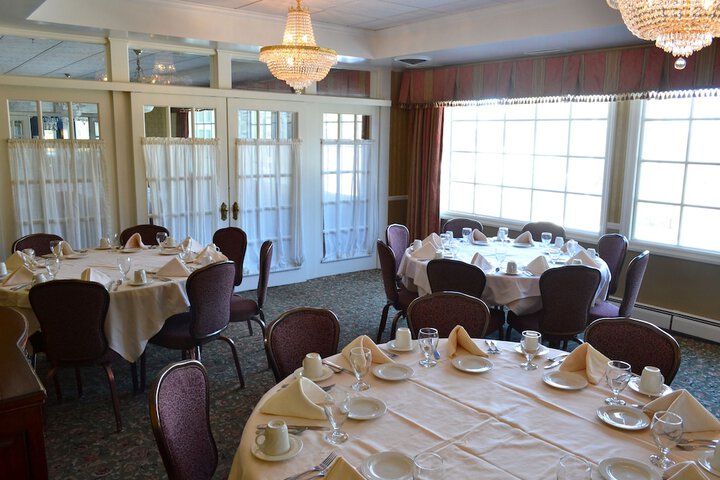 Ballroom/Hall 40 of 53