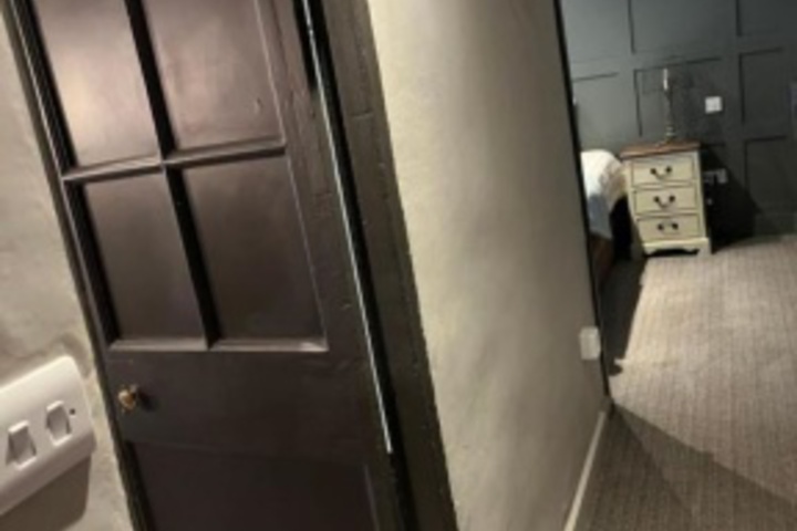 Room 179 of 312