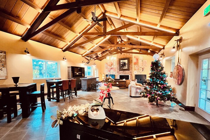 Hotel Interior 3 of 86