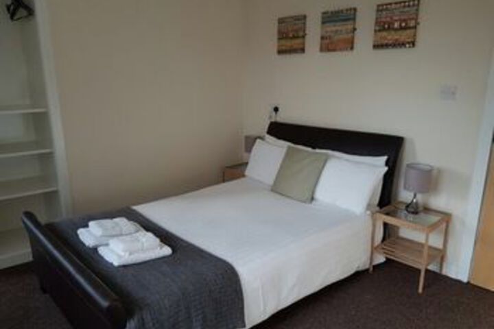 Room 30 of 47