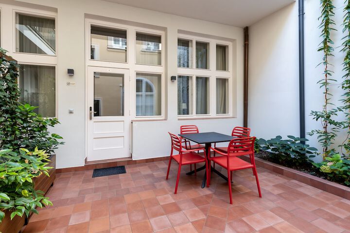 Terrace/Patio 18 of 37