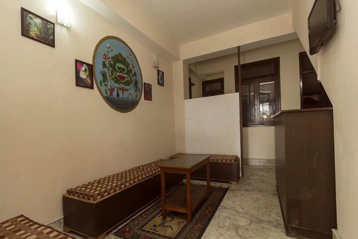 OYO 13476 GYANTSE HOTEL