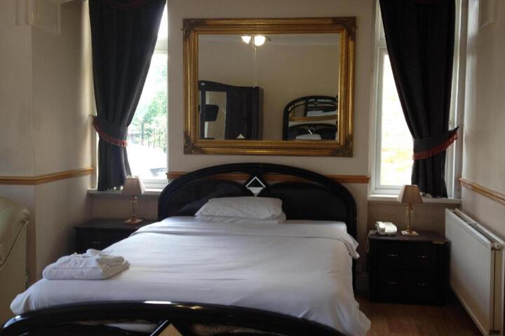 Skyways Hotel