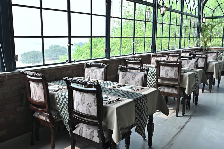 Dining 104 of 161