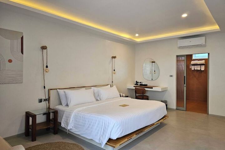Room 49 of 218