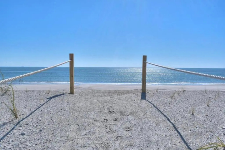 Beach 11 of 20