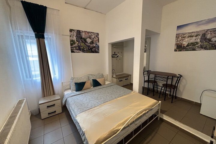 Room 47 of 109