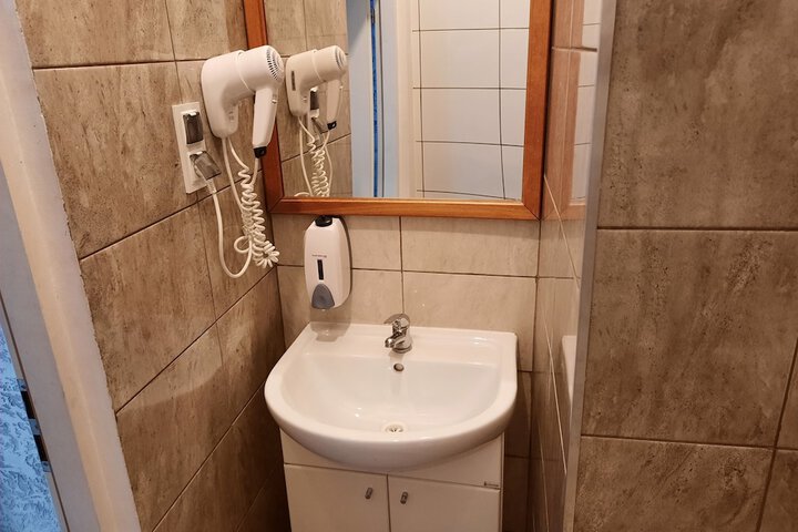 Room 139 of 159