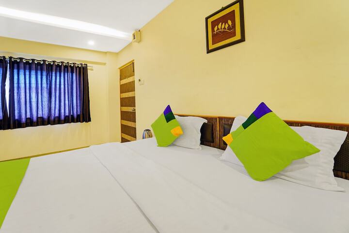 Room 18 of 34