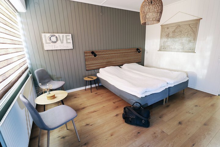 Room 8 of 29