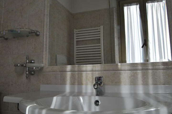 Room 42 of 52