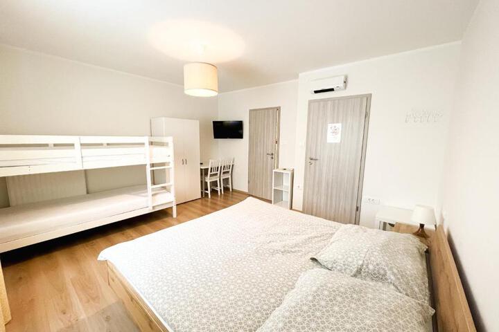 HOP HOUSE Garni Hotel