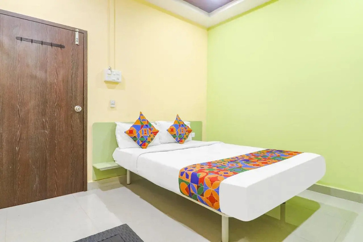 Room 3 of 15