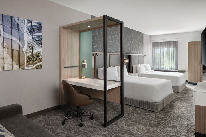 Room 6 of 22