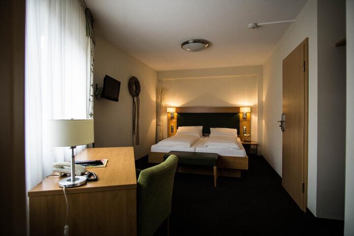 Room 15 of 55