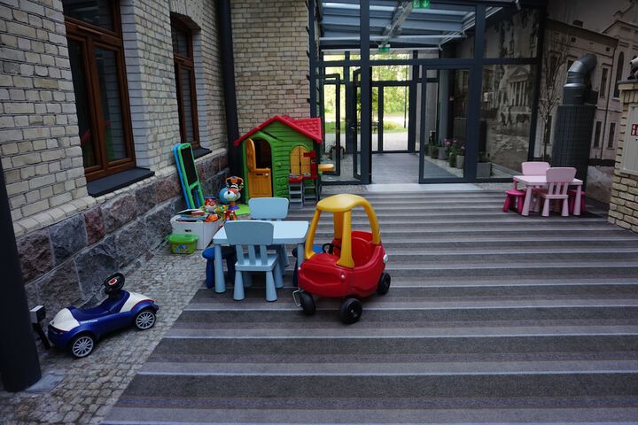 Childrens Activities 49 of 64