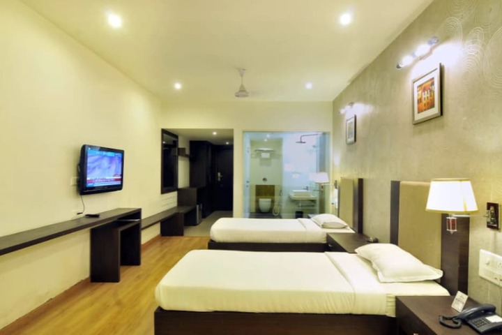 Room 6 of 20