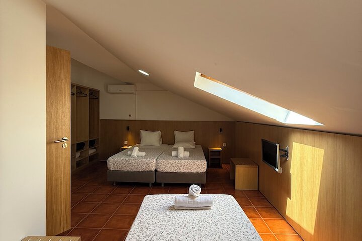 Room 14 of 160