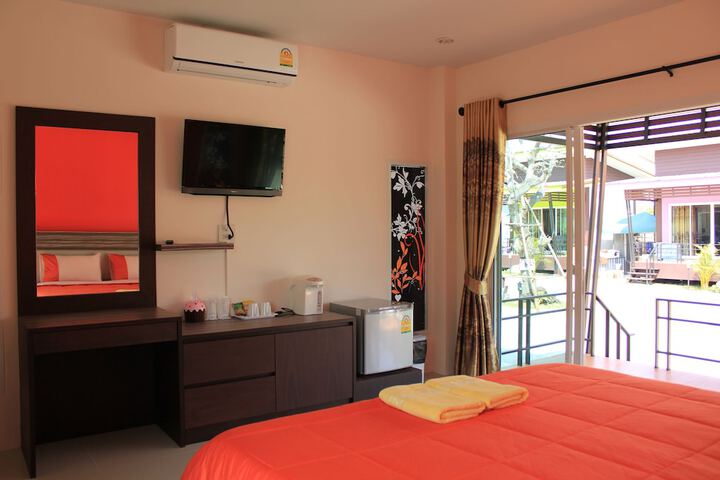 Room amenity
